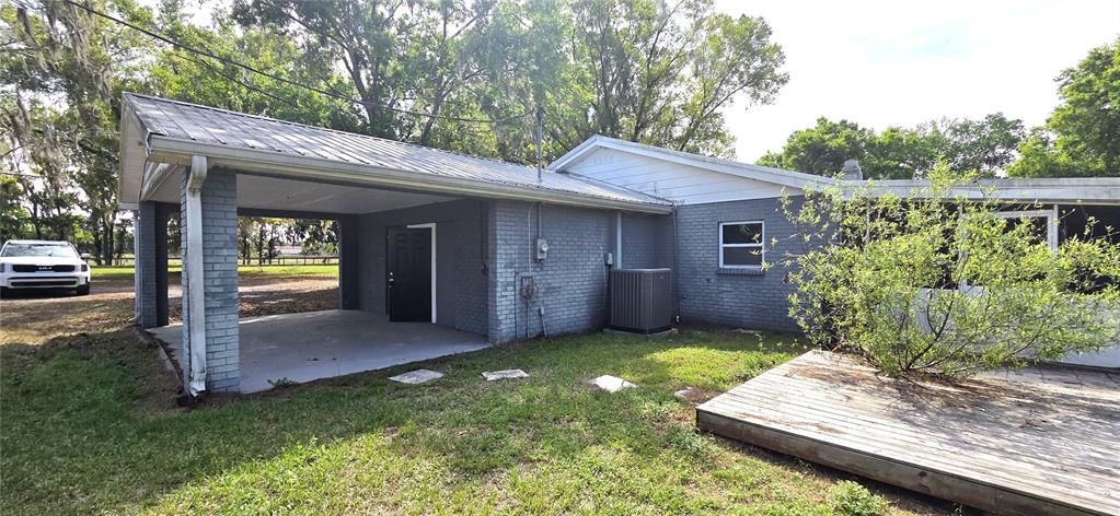 Activo con contrato: $315,000 (5 camas, 2 baños, 2604 Pies cuadrados)