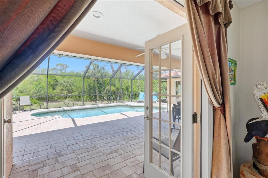 For Sale: $549,000 (3 beds, 2 baths, 2206 Square Feet)