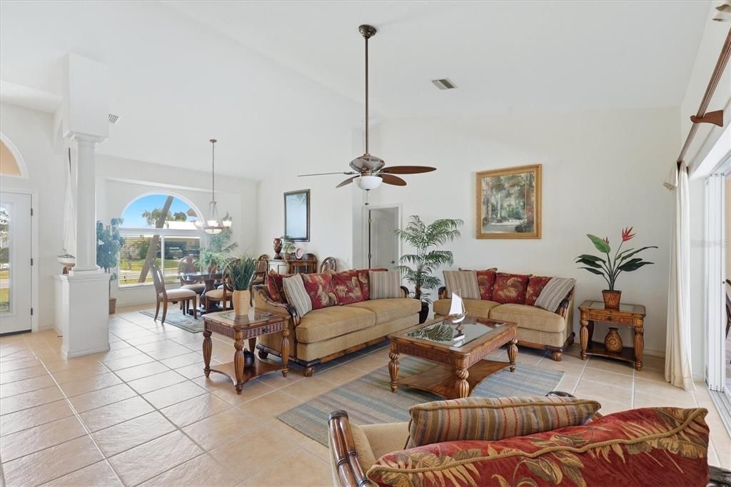 For Sale: $549,000 (3 beds, 2 baths, 2206 Square Feet)