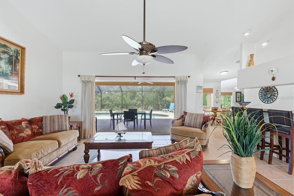 For Sale: $549,000 (3 beds, 2 baths, 2206 Square Feet)
