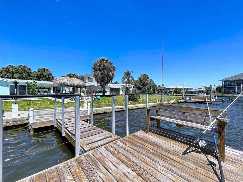 En Venta: $750,000 (3 camas, 3 baños, 2120 Pies cuadrados)