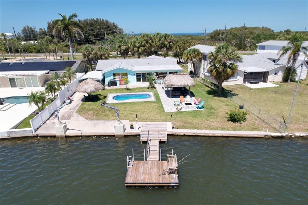 En Venta: $750,000 (3 camas, 3 baños, 2120 Pies cuadrados)