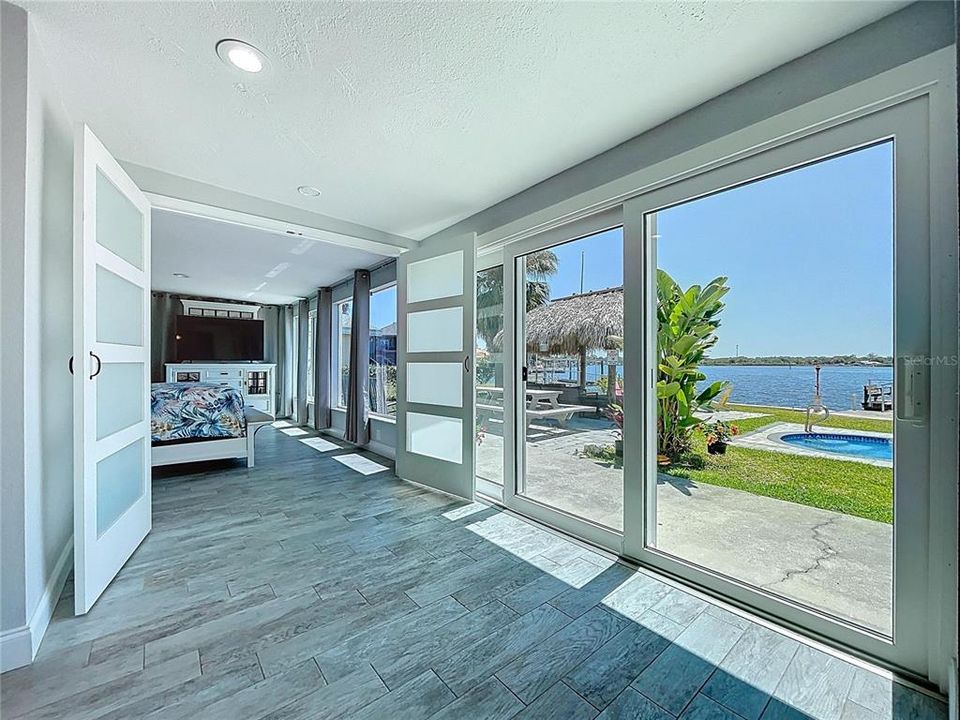 En Venta: $750,000 (3 camas, 3 baños, 2120 Pies cuadrados)