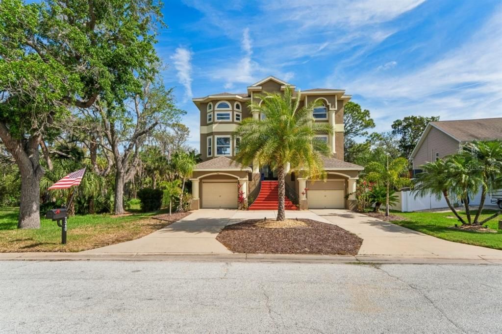 En Venta: $489,000 (3 camas, 2 baños, 2024 Pies cuadrados)