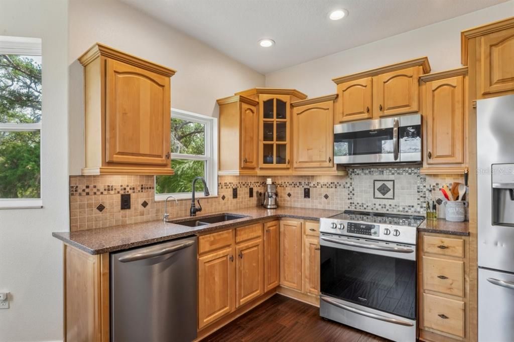 En Venta: $489,000 (3 camas, 2 baños, 2024 Pies cuadrados)
