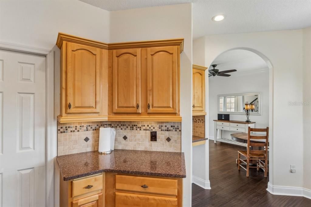En Venta: $489,000 (3 camas, 2 baños, 2024 Pies cuadrados)