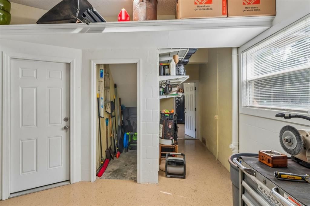 En Venta: $489,000 (3 camas, 2 baños, 2024 Pies cuadrados)