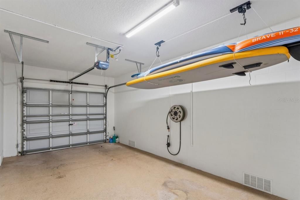 En Venta: $489,000 (3 camas, 2 baños, 2024 Pies cuadrados)