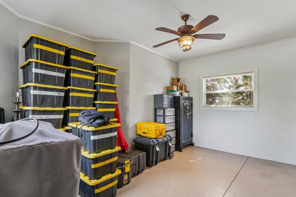En Venta: $489,000 (3 camas, 2 baños, 2024 Pies cuadrados)