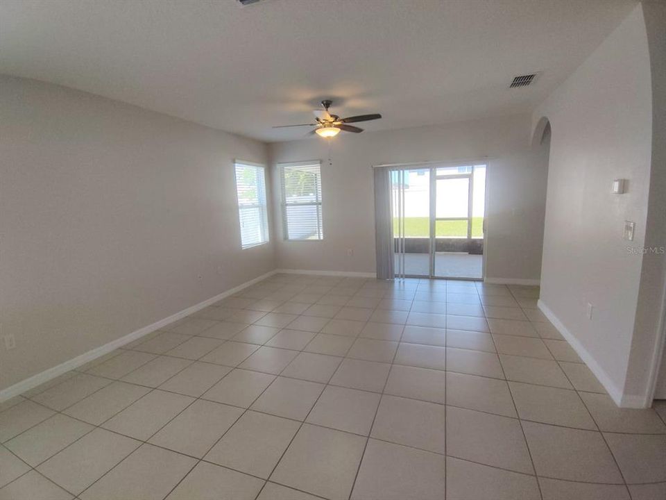 Active With Contract: $2,300 (4 beds, 2 baths, 1730 Square Feet)