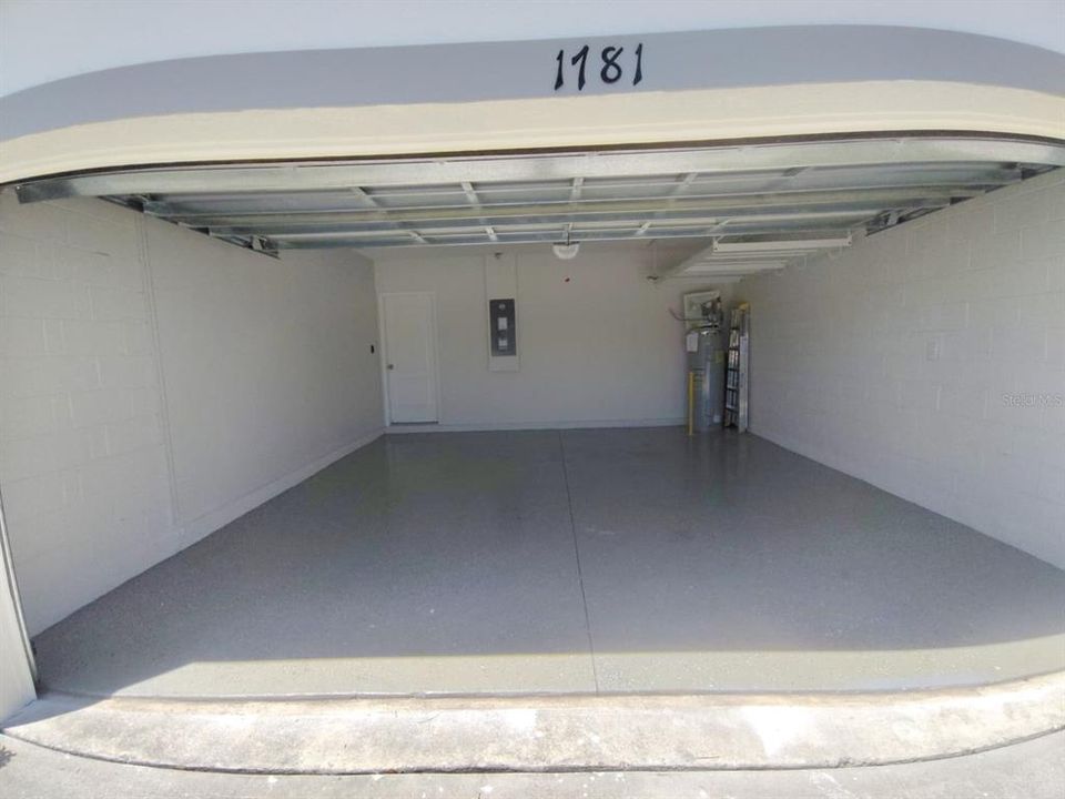 Active With Contract: $2,300 (4 beds, 2 baths, 1730 Square Feet)