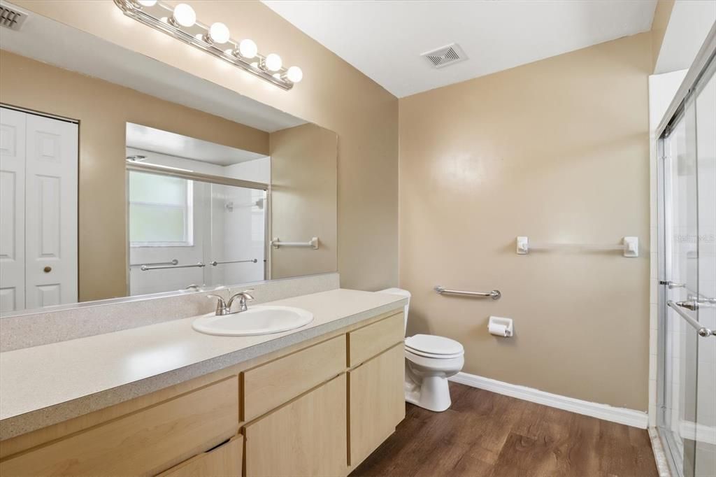 Active With Contract: $289,900 (4 beds, 2 baths, 1753 Square Feet)
