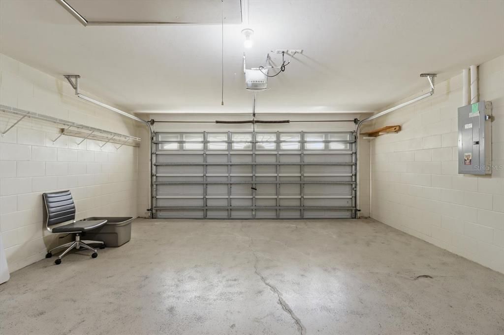 Active With Contract: $289,900 (4 beds, 2 baths, 1753 Square Feet)