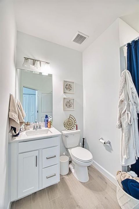 For Sale: $692,000 (3 beds, 3 baths, 2445 Square Feet)