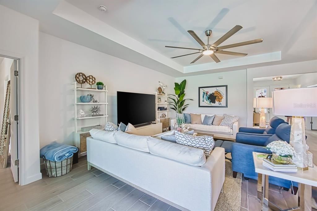 For Sale: $692,000 (3 beds, 3 baths, 2445 Square Feet)