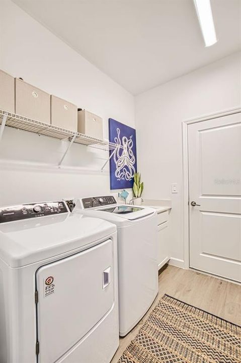 For Sale: $692,000 (3 beds, 3 baths, 2445 Square Feet)