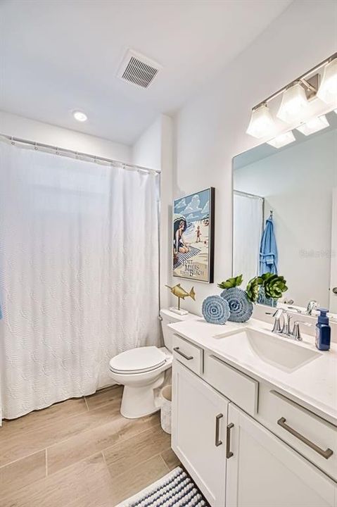 For Sale: $692,000 (3 beds, 3 baths, 2445 Square Feet)