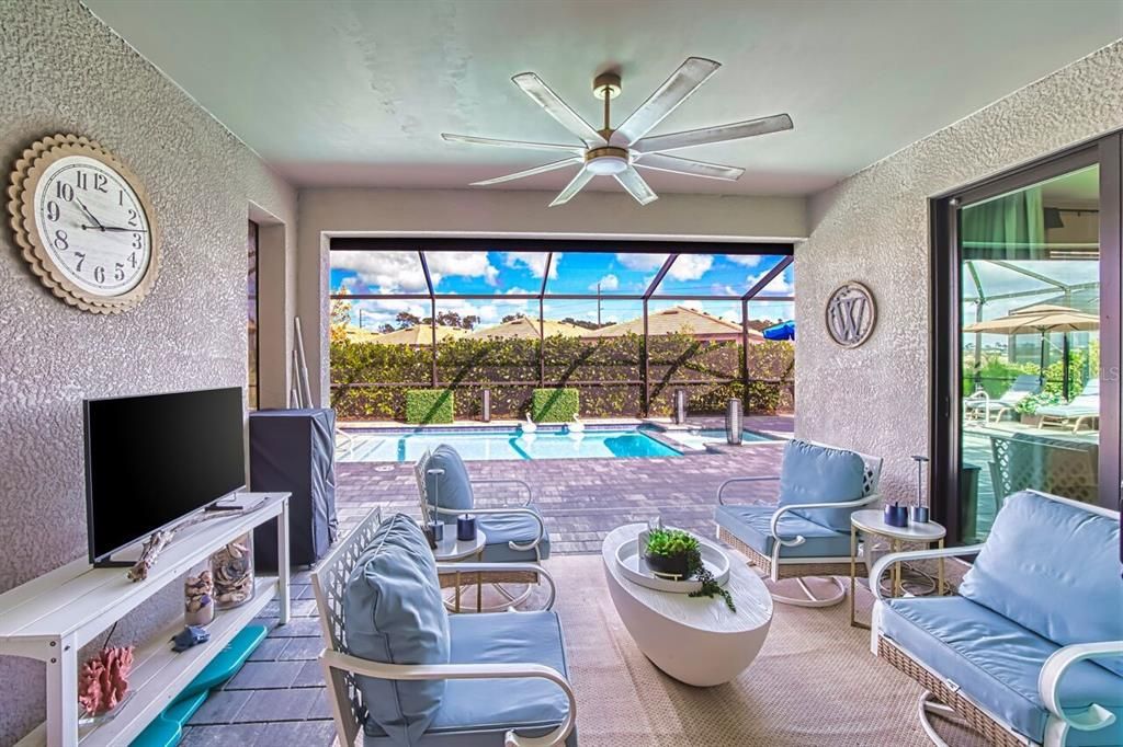 For Sale: $692,000 (3 beds, 3 baths, 2445 Square Feet)