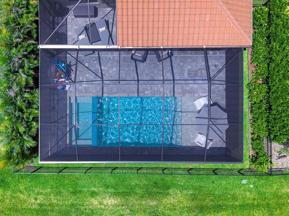 Activo con contrato: $779,000 (4 camas, 2 baños, 2333 Pies cuadrados)