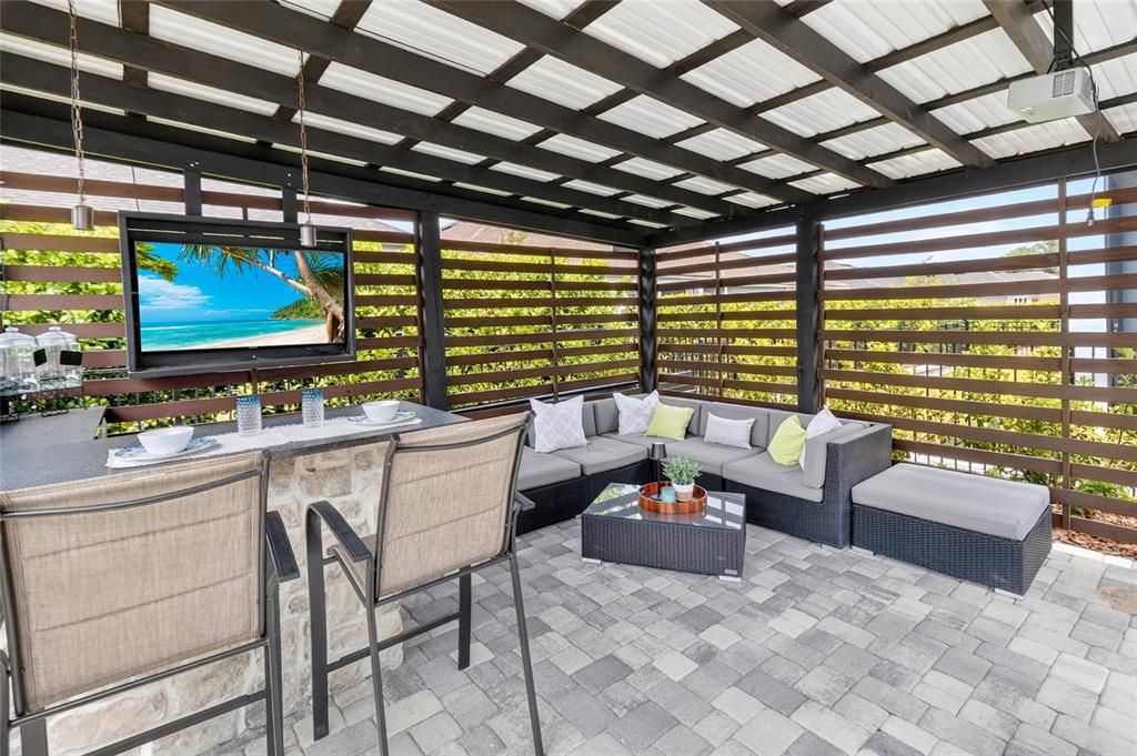 For Sale: $815,000 (4 beds, 3 baths, 2669 Square Feet)