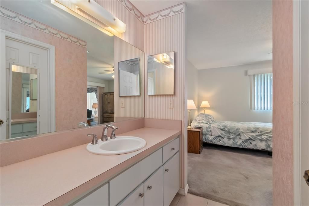 Active With Contract: $230,000 (2 beds, 2 baths, 1746 Square Feet)