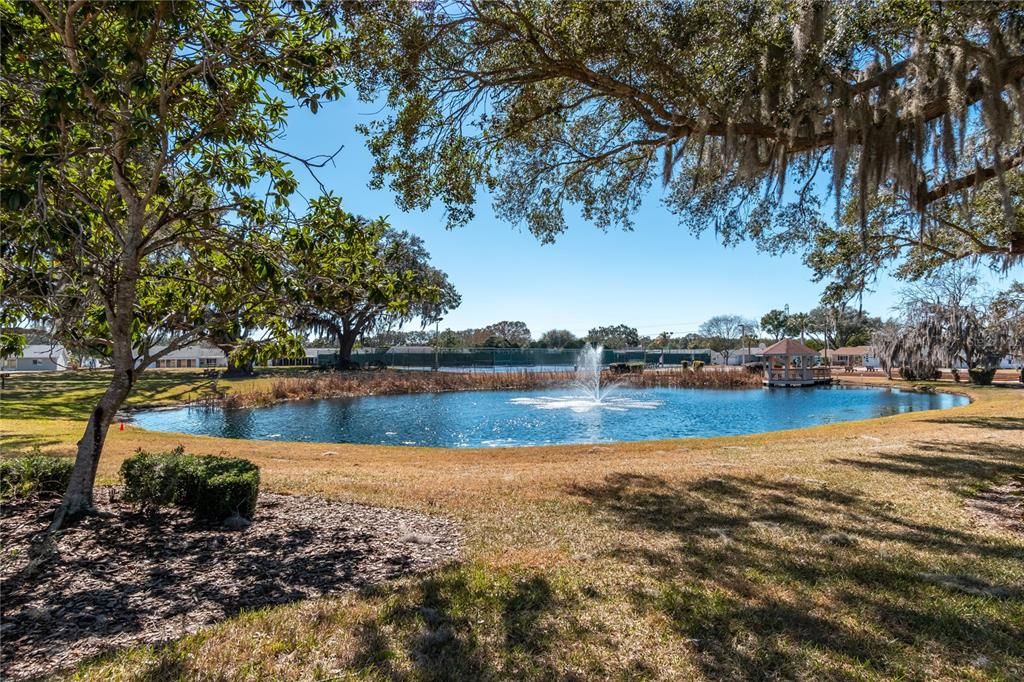 Active With Contract: $230,000 (2 beds, 2 baths, 1746 Square Feet)