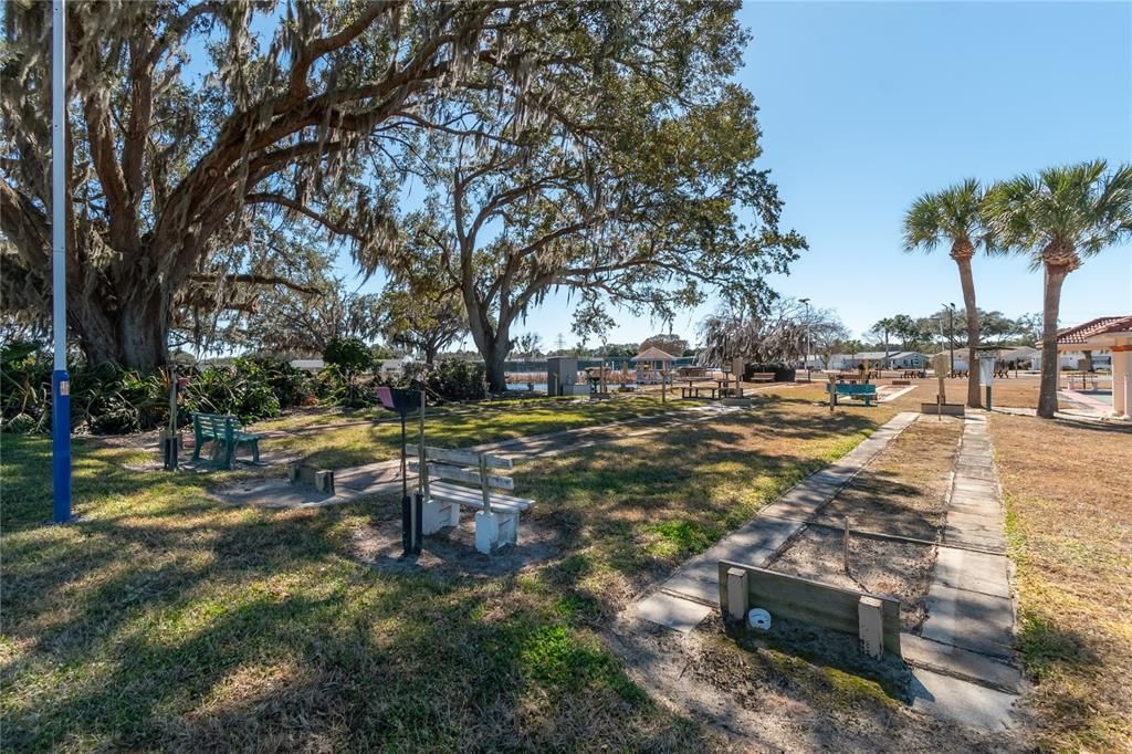 Active With Contract: $230,000 (2 beds, 2 baths, 1746 Square Feet)