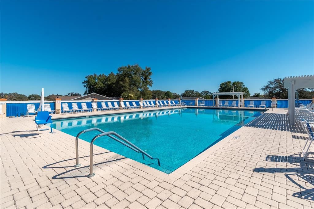 Active With Contract: $230,000 (2 beds, 2 baths, 1746 Square Feet)