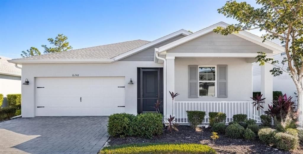 Recently Sold: $412,000 (3 beds, 2 baths, 1911 Square Feet)