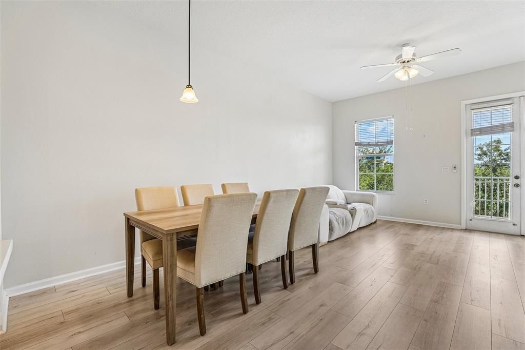 For Sale: $610,000 (3 beds, 2 baths, 1307 Square Feet)