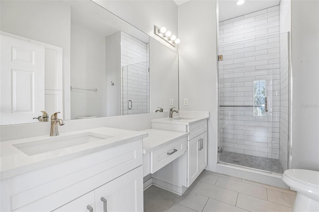 For Sale: $610,000 (3 beds, 2 baths, 1307 Square Feet)
