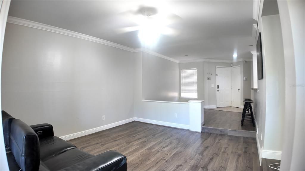 Active With Contract: $1,750 (2 beds, 2 baths, 1110 Square Feet)