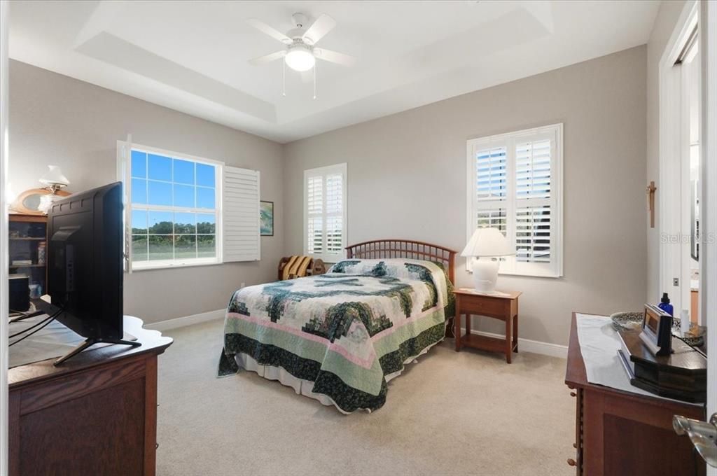 For Sale: $499,000 (2 beds, 2 baths, 1739 Square Feet)
