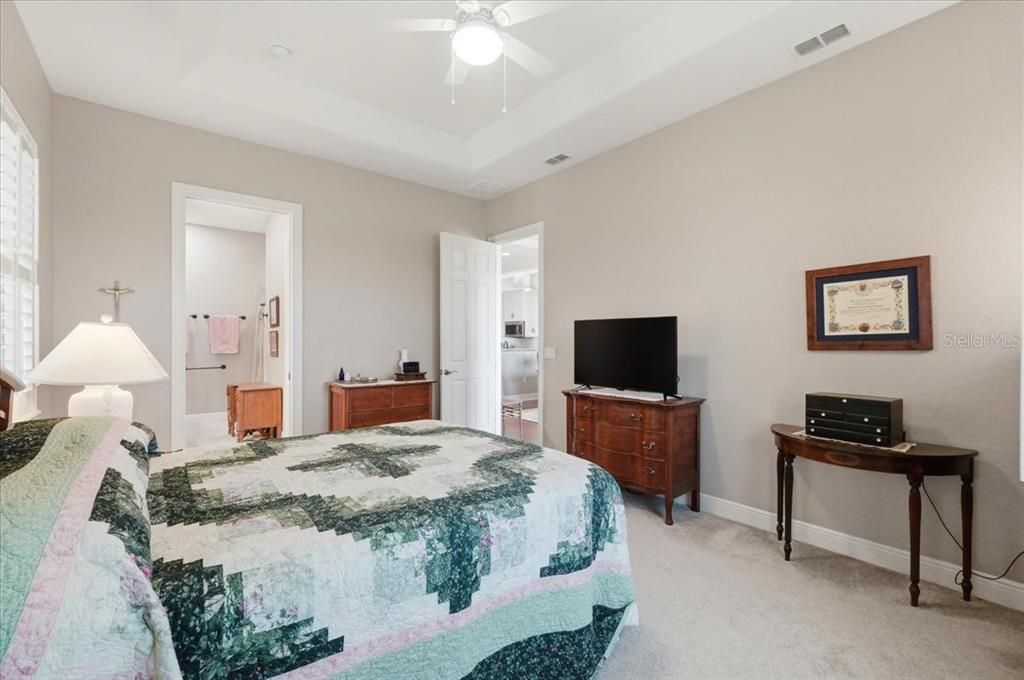 For Sale: $499,000 (2 beds, 2 baths, 1739 Square Feet)