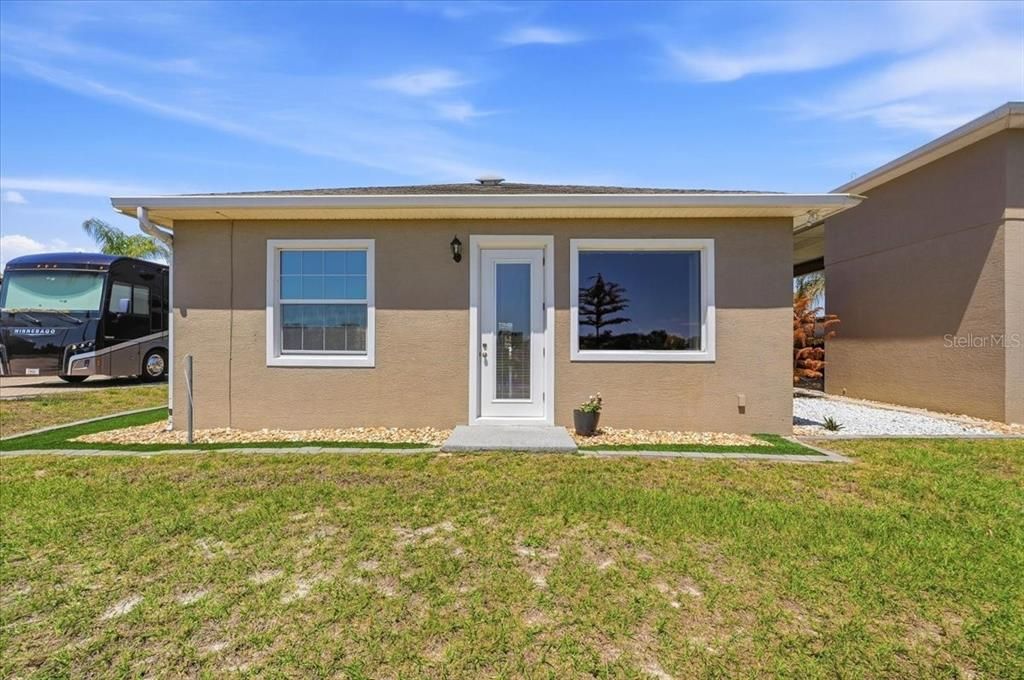 For Sale: $499,000 (2 beds, 2 baths, 1739 Square Feet)