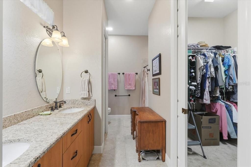 For Sale: $499,000 (2 beds, 2 baths, 1739 Square Feet)