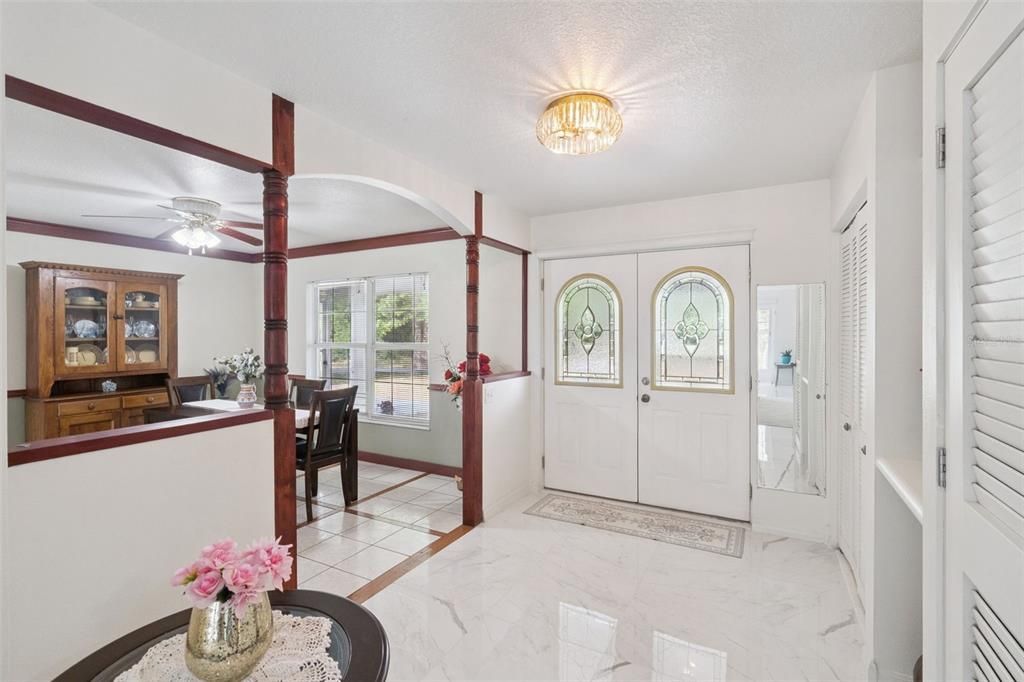 На продажу: $685,000 (3 спален, 2 ванн, 1920 Квадратных фут)