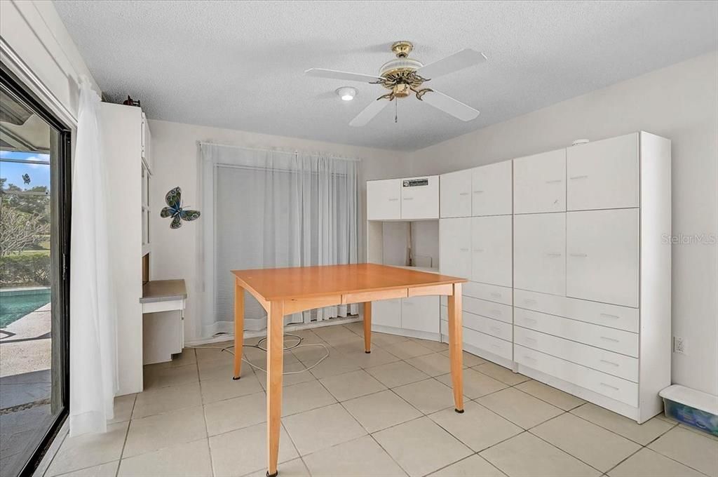 Active With Contract: $775,000 (4 beds, 2 baths, 2553 Square Feet)