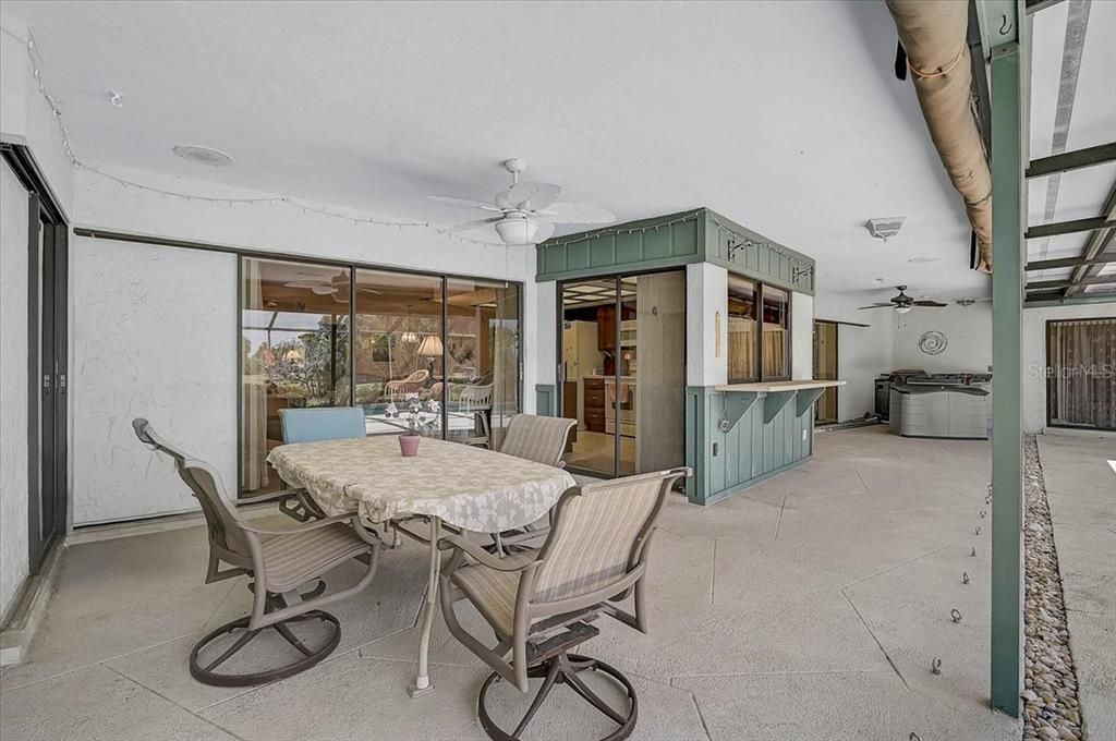 Active With Contract: $775,000 (4 beds, 2 baths, 2553 Square Feet)