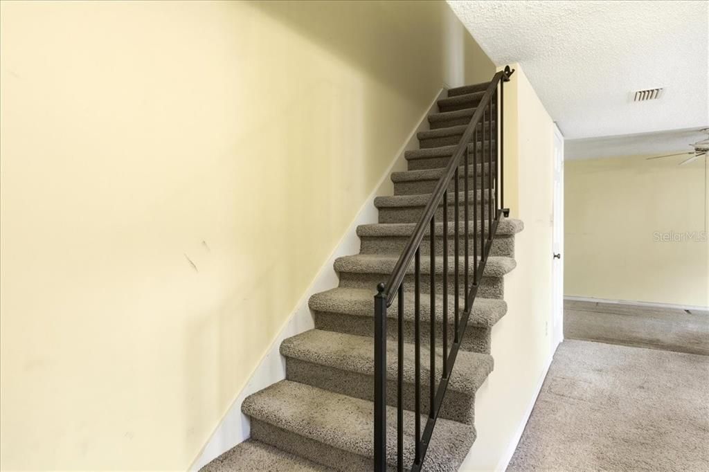 For Sale: $150,000 (3 beds, 2 baths, 1231 Square Feet)