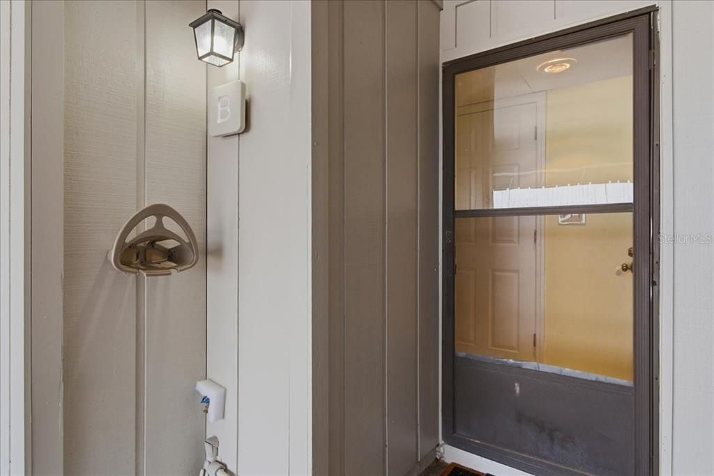For Sale: $150,000 (3 beds, 2 baths, 1231 Square Feet)