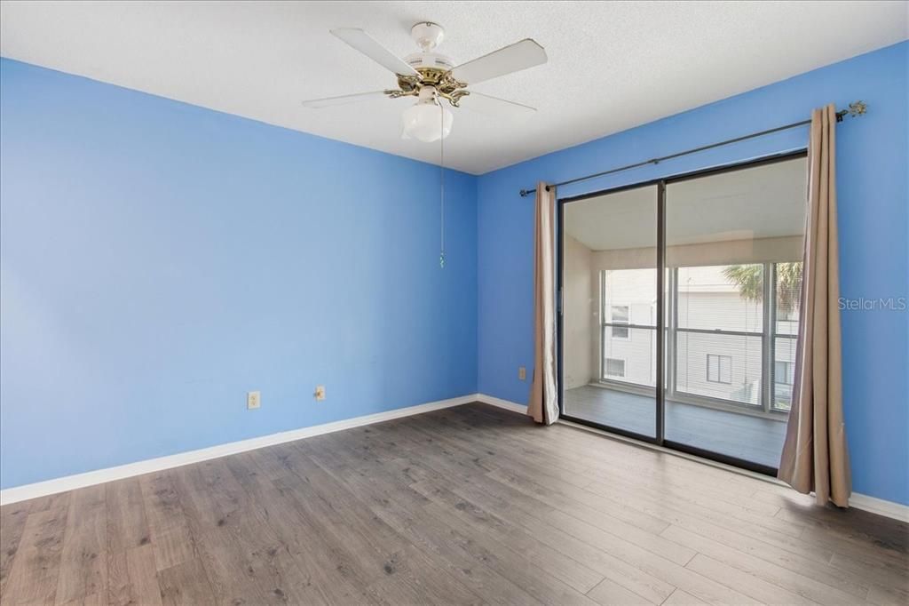 For Sale: $150,000 (3 beds, 2 baths, 1231 Square Feet)