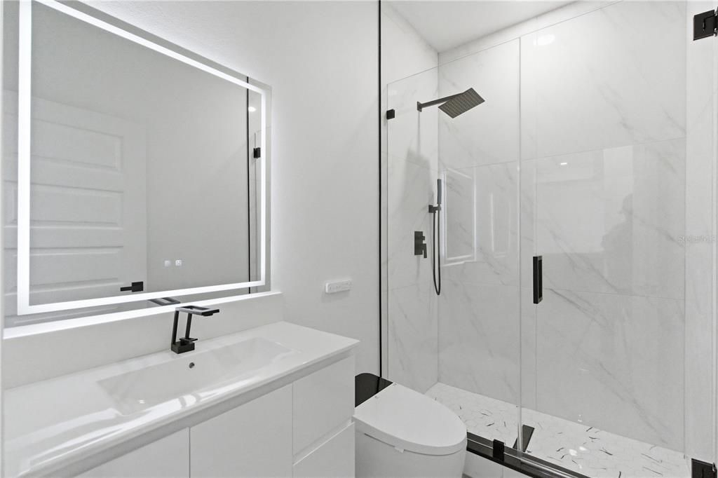 Active With Contract: $514,900 (3 beds, 2 baths, 1659 Square Feet)