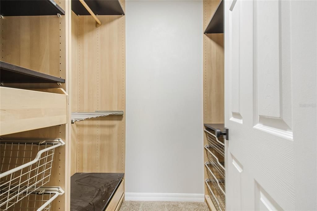 Active With Contract: $350,000 (3 beds, 2 baths, 1588 Square Feet)