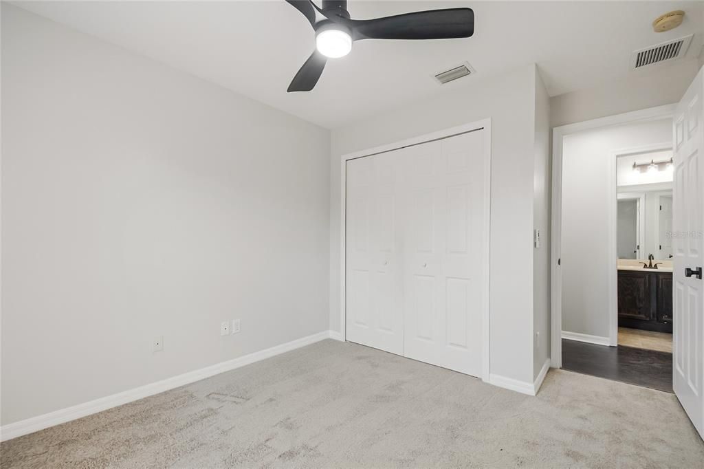 Active With Contract: $350,000 (3 beds, 2 baths, 1588 Square Feet)