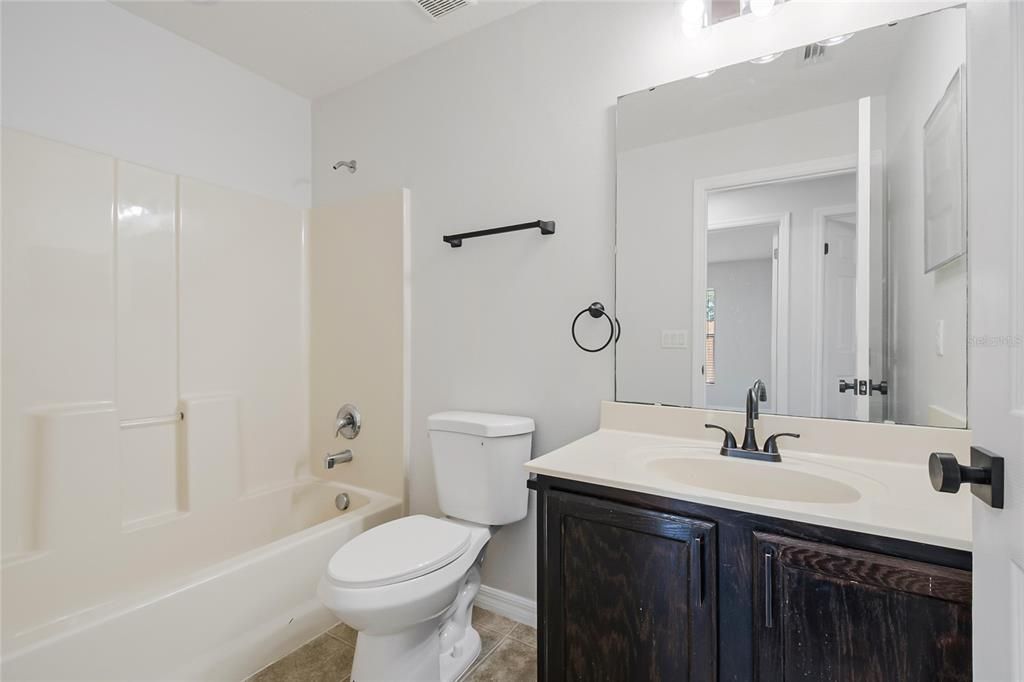 Active With Contract: $350,000 (3 beds, 2 baths, 1588 Square Feet)