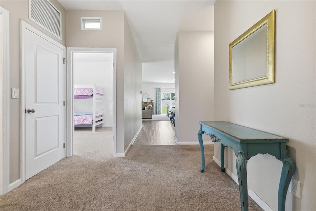 Activo con contrato: $419,900 (4 camas, 2 baños, 1926 Pies cuadrados)