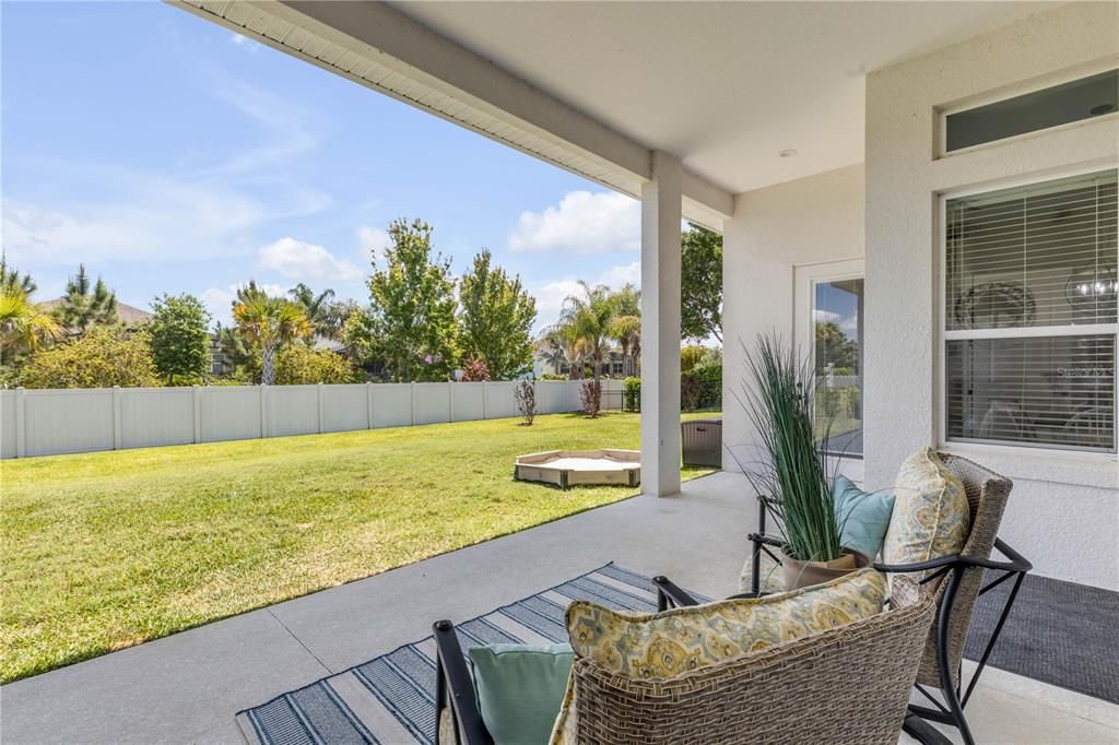For Sale: $919,999 (4 beds, 3 baths, 2700 Square Feet)