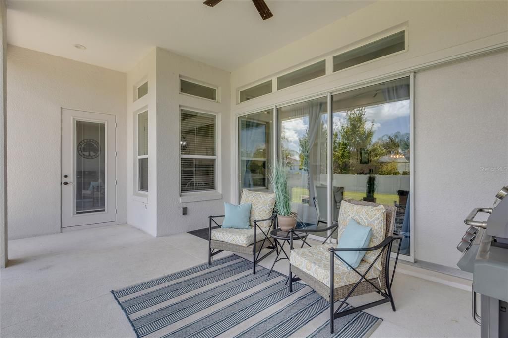 For Sale: $919,999 (4 beds, 3 baths, 2700 Square Feet)