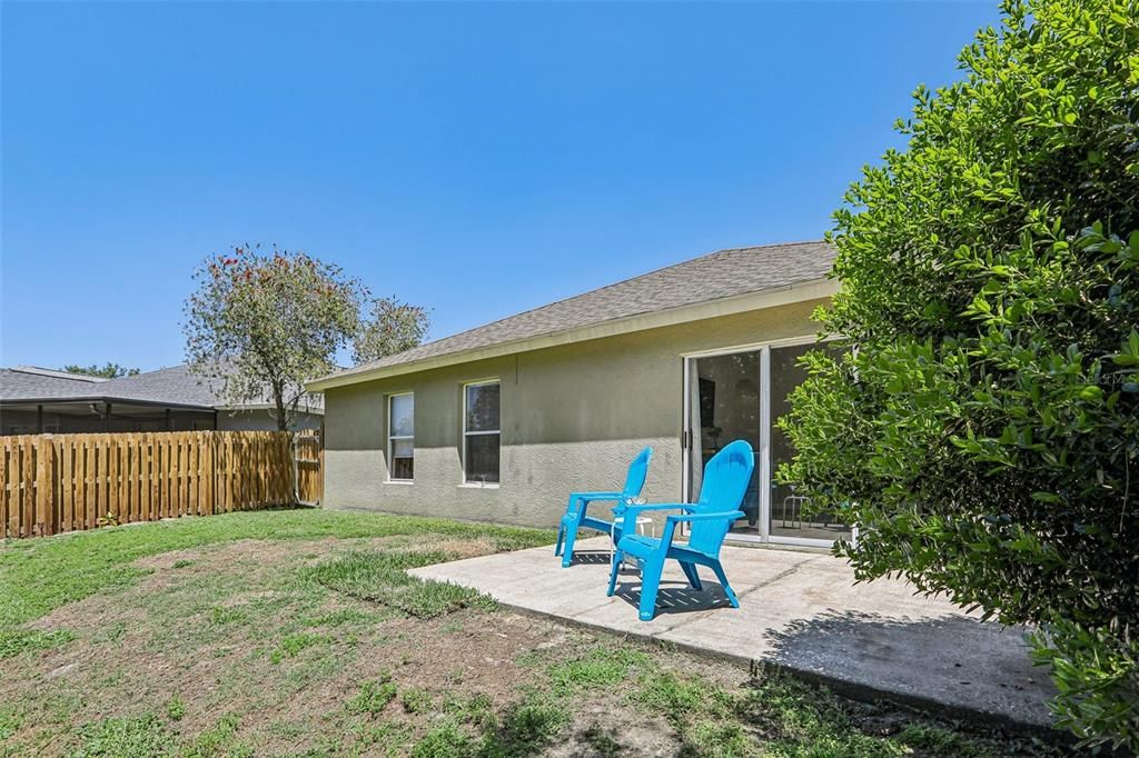 Active With Contract: $365,000 (4 beds, 2 baths, 1956 Square Feet)